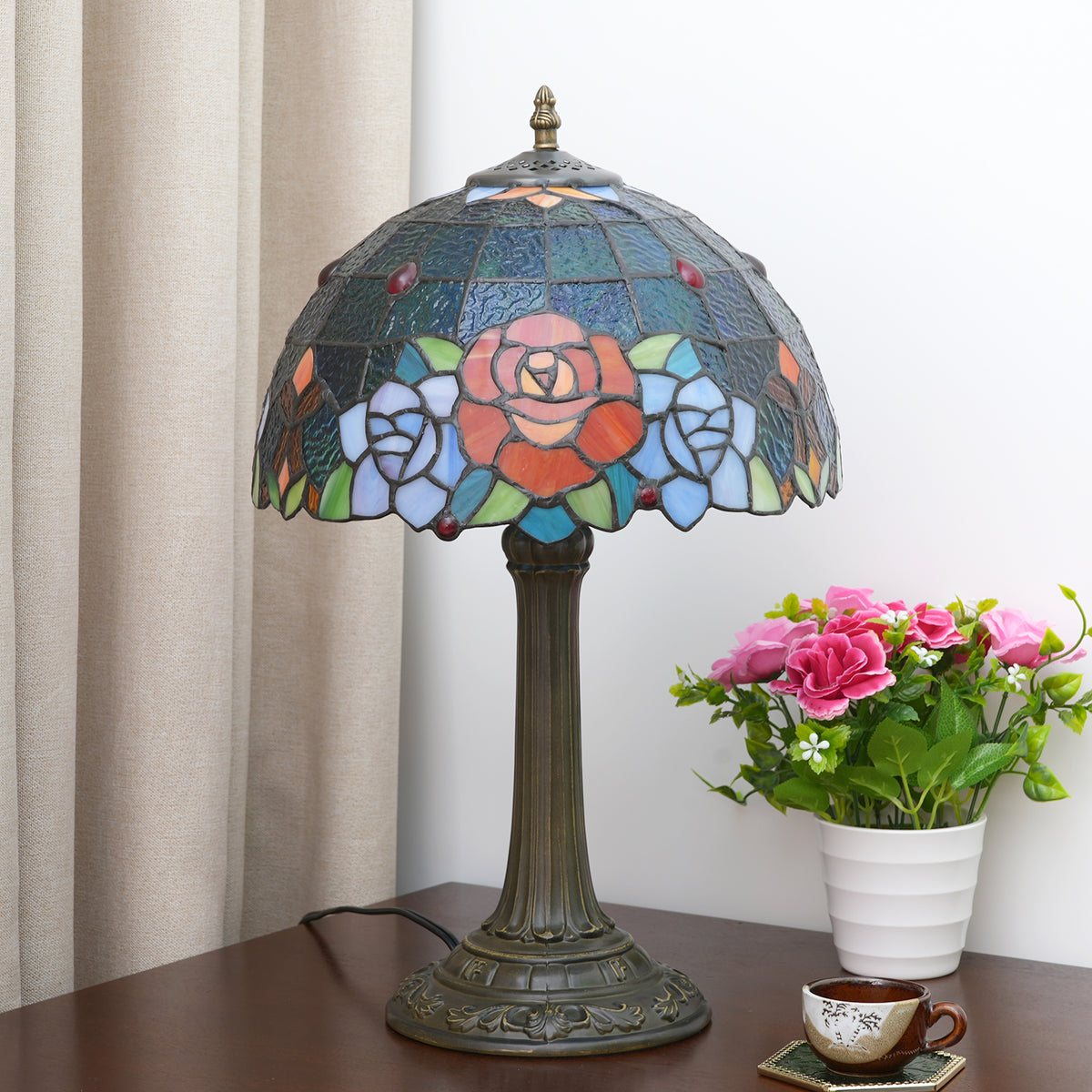 Lampe de Table en Vitrail Style Tiffany à Roses