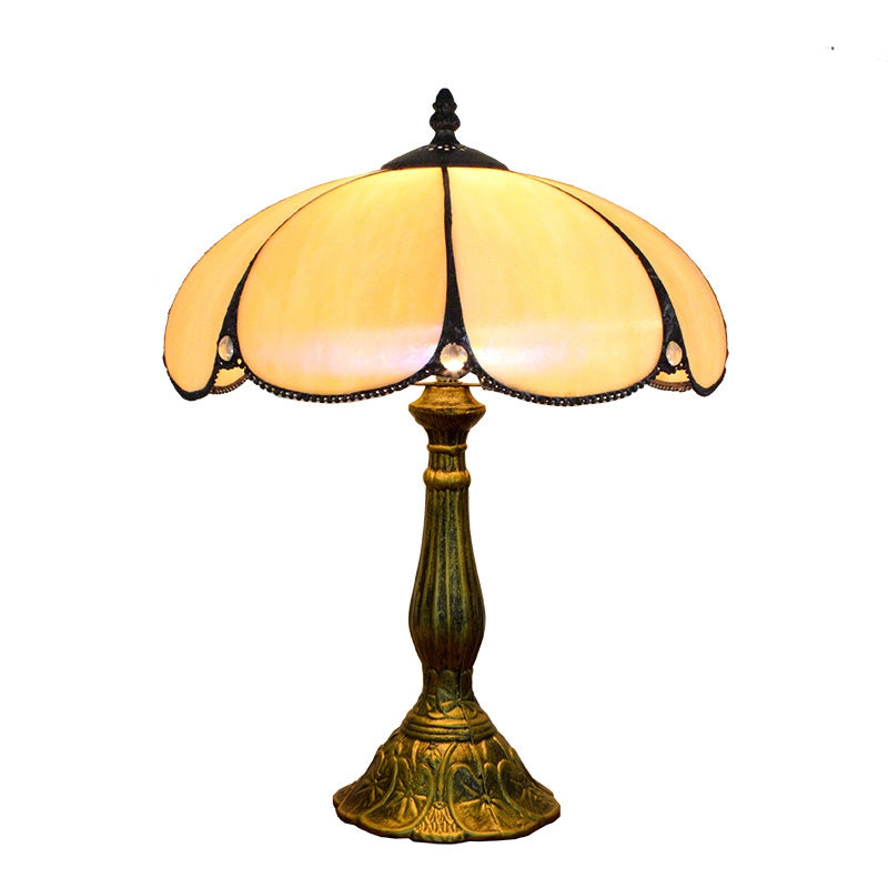 Lampe de Table Tiffany en Verre Scallopé et Bronze Vieilli