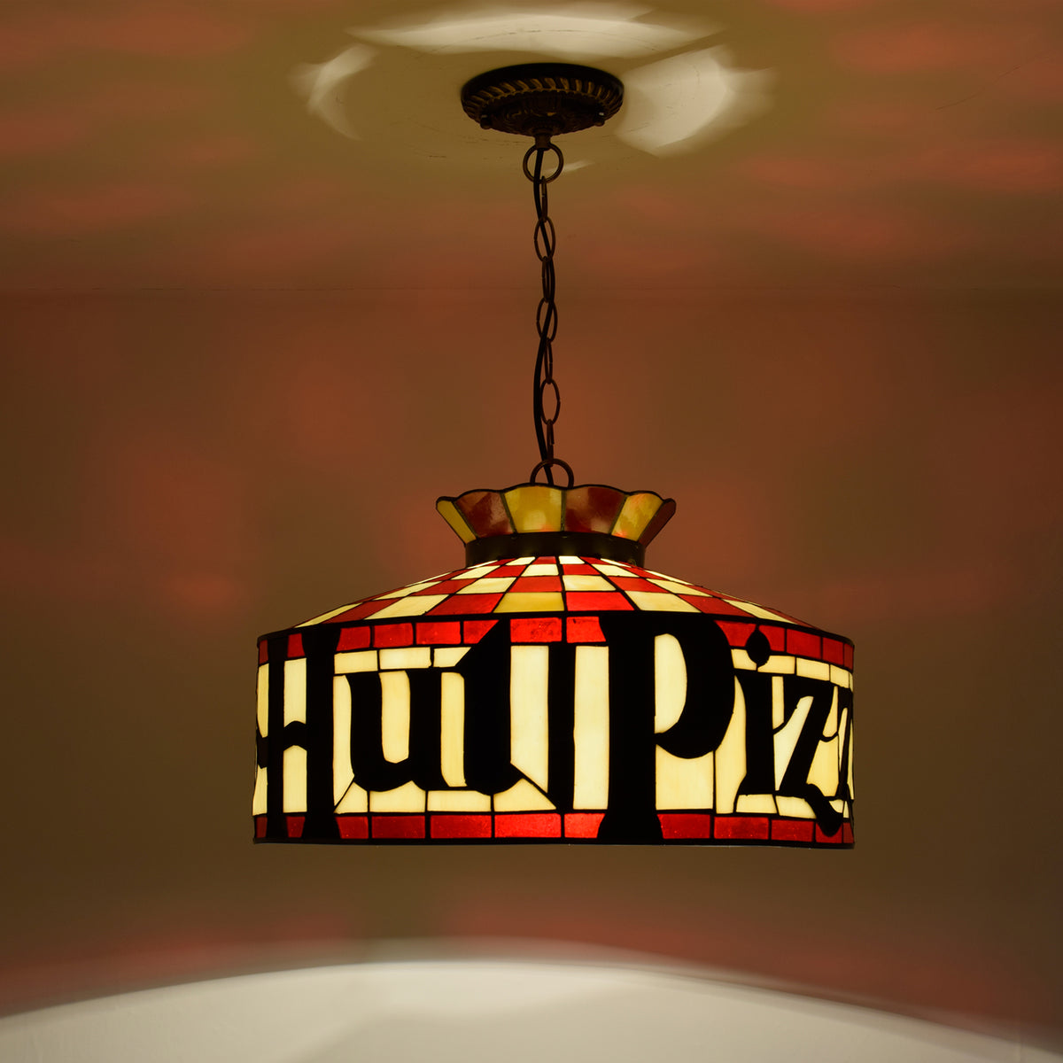 Lustre Tiffany "Pizza Hut" en Verre Teinté Rouge et Jaune