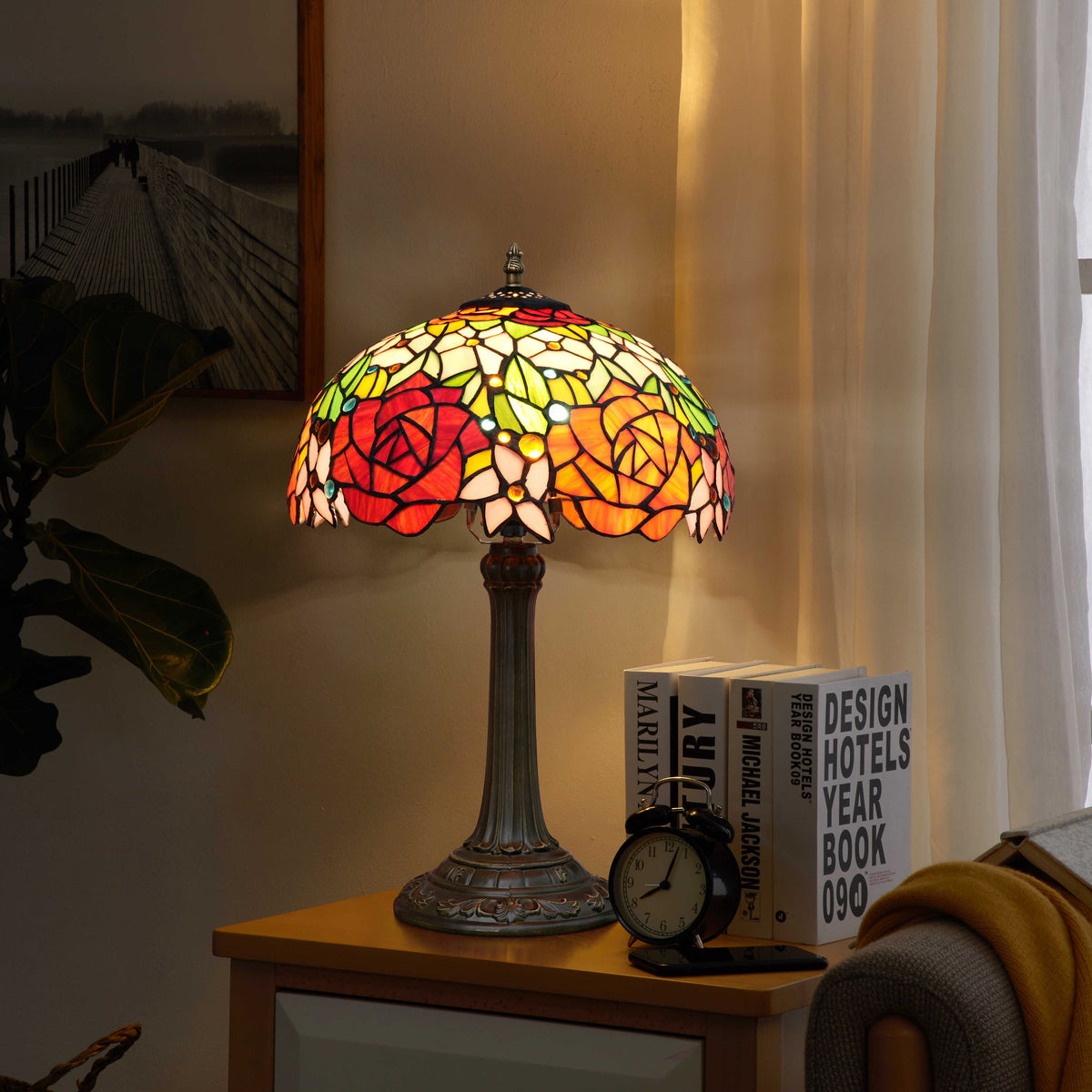 Lampe de Table Tiffany en Vitrail Floral aux Roses