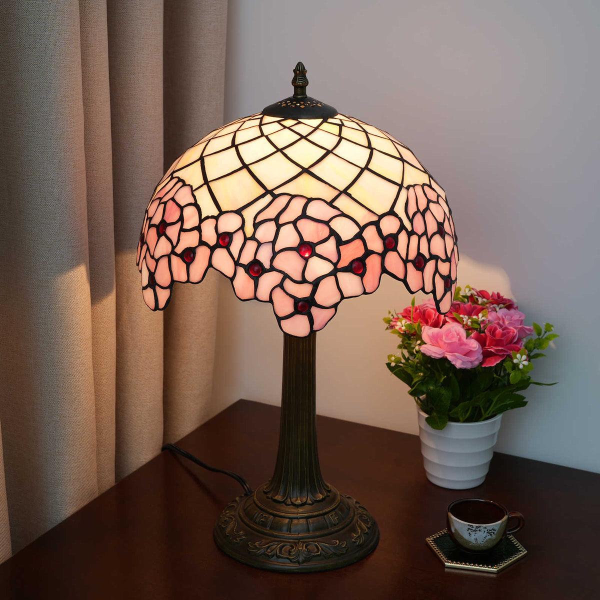 Lampe de Table Tiffany en Verre Teinté Rose Floral
