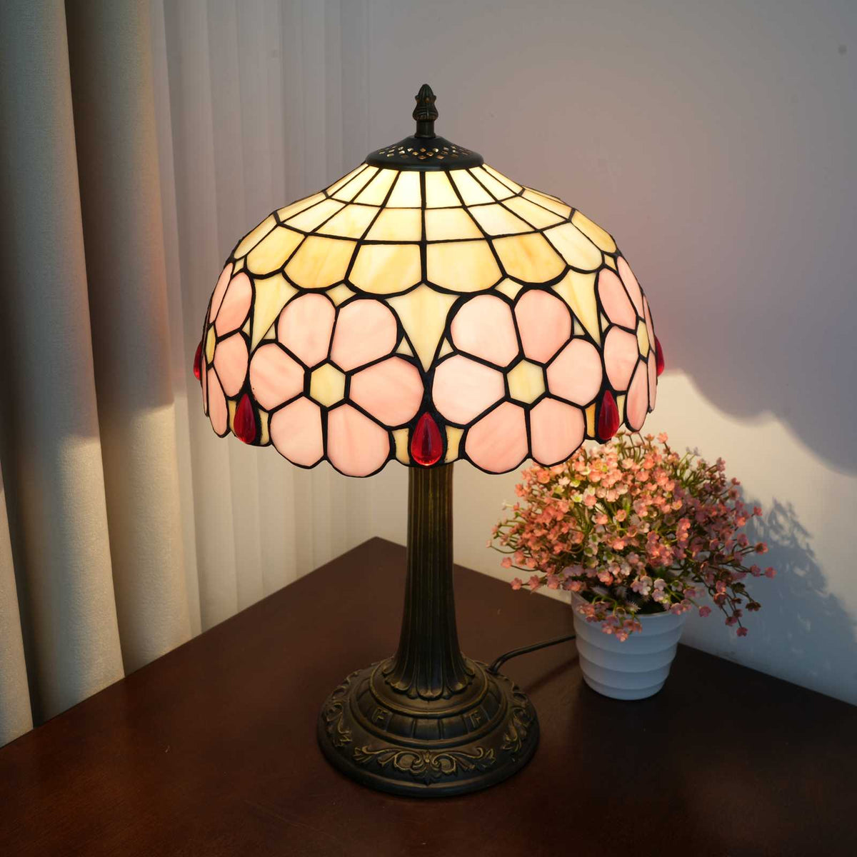 Lampe de Table Tiffany à Motif Floral Rose et Rouge