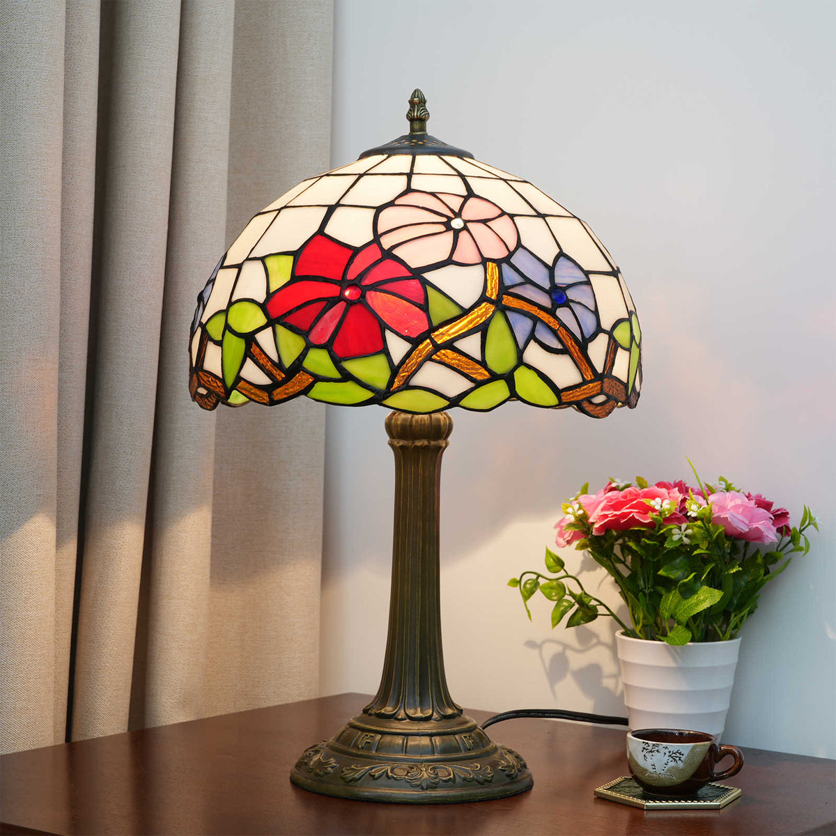 Lampe de Table Style Tiffany Floral en Verre Teinté