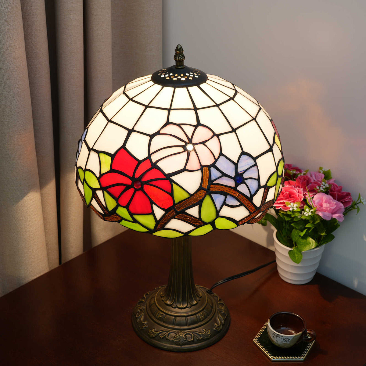 Lampe de Table Style Tiffany Floral en Verre Teinté