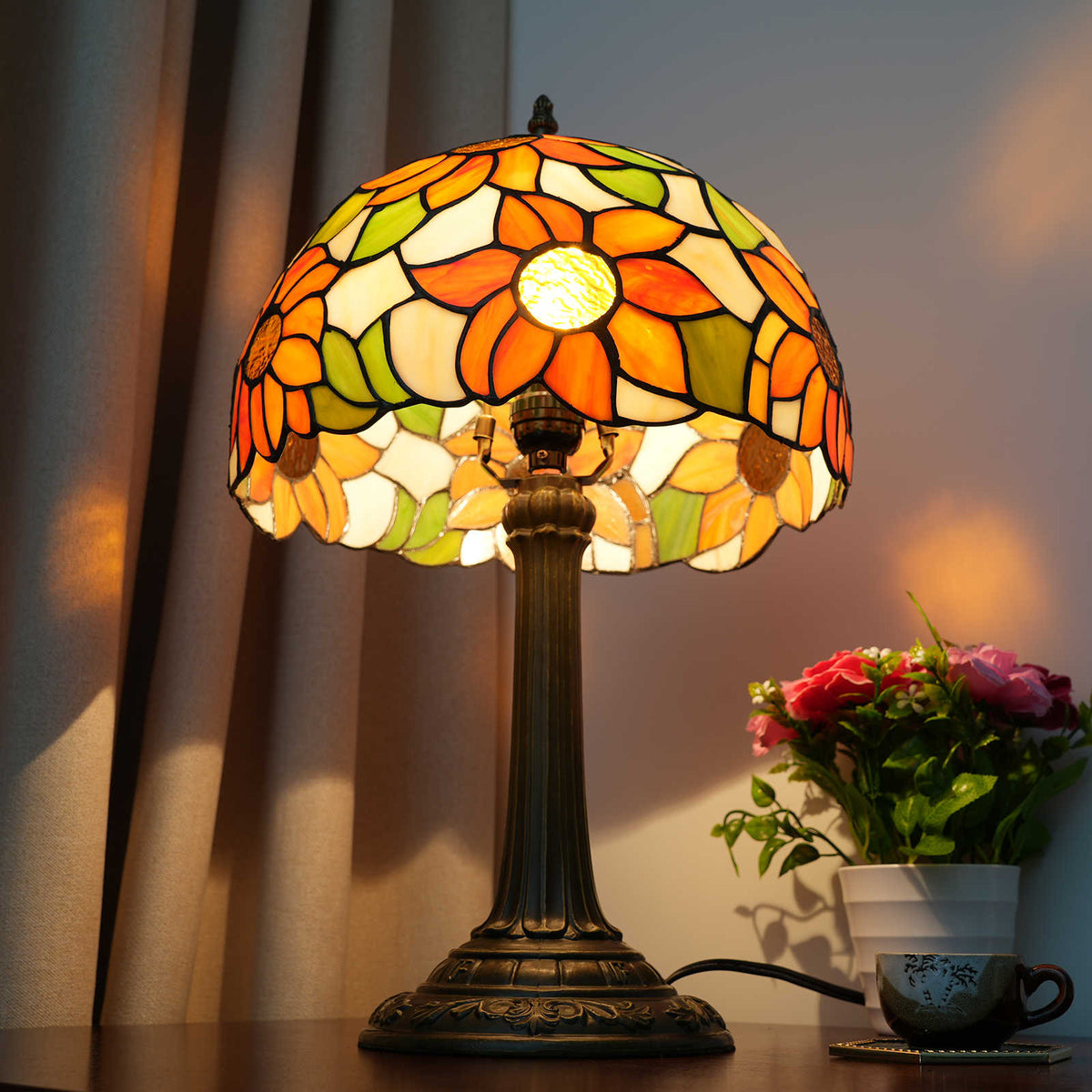 Lampe de Table Tiffany à Fleurs en Verre Teinté