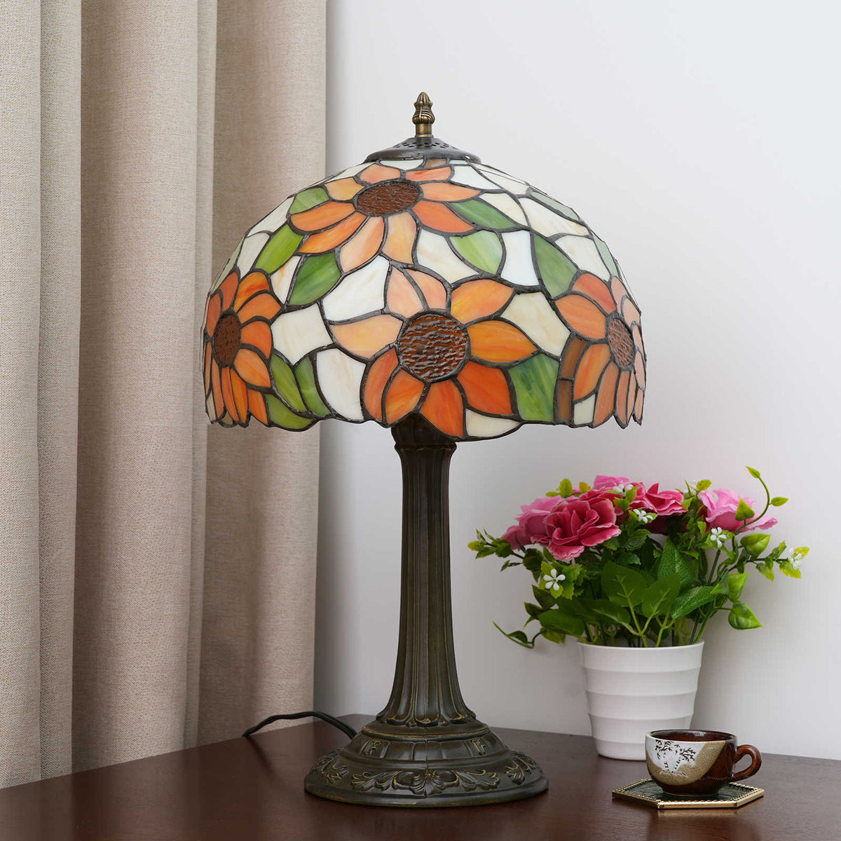 Lampe de Table Tiffany à Fleurs en Verre Teinté
