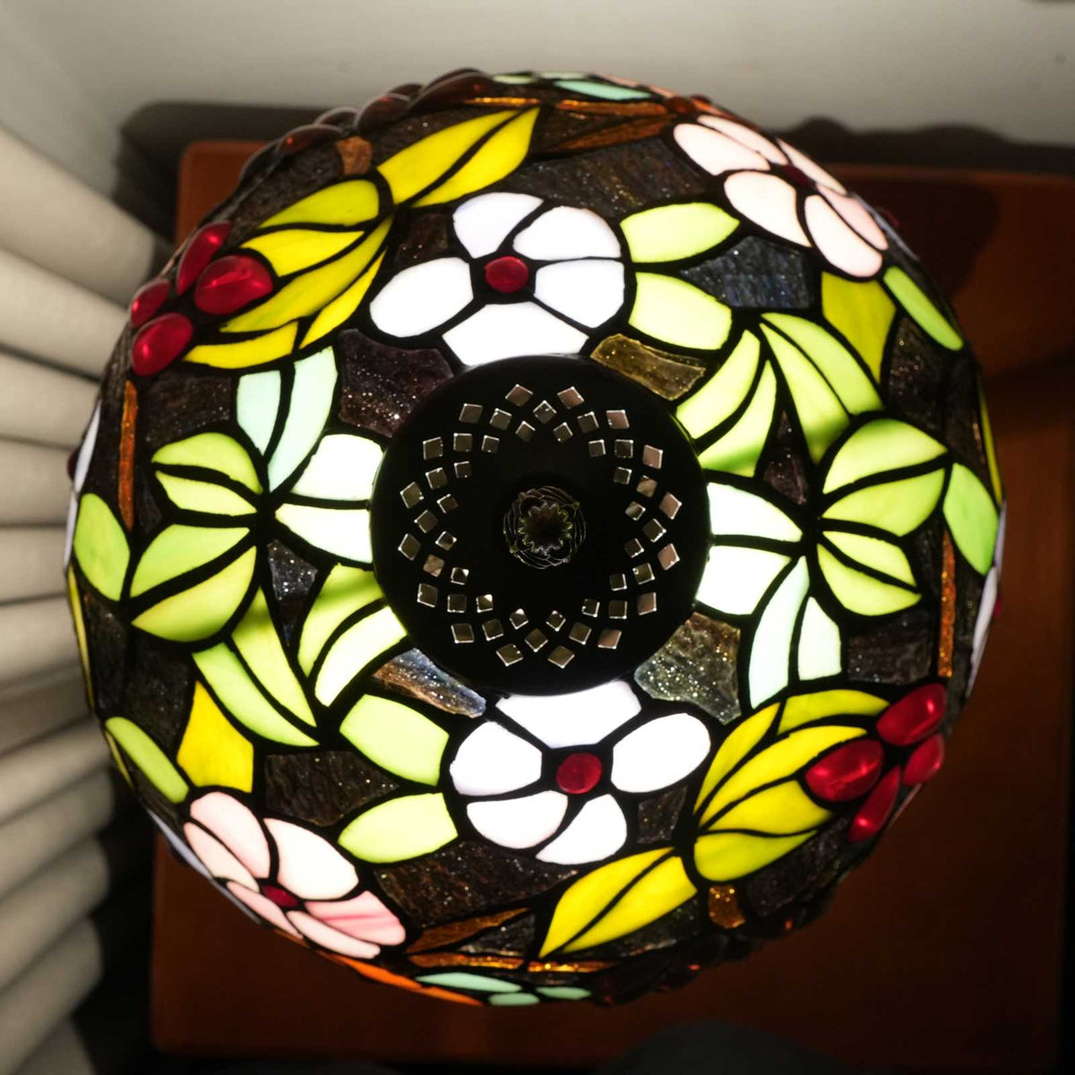 Lampe de Table Tiffany en Vitrail Floral et Bronze
