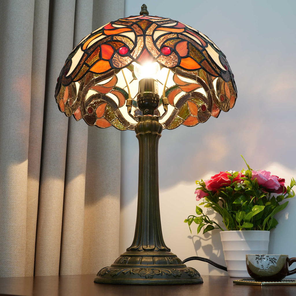 Lampe Tiffany en Vitrail Multicolore et Base Vieillie