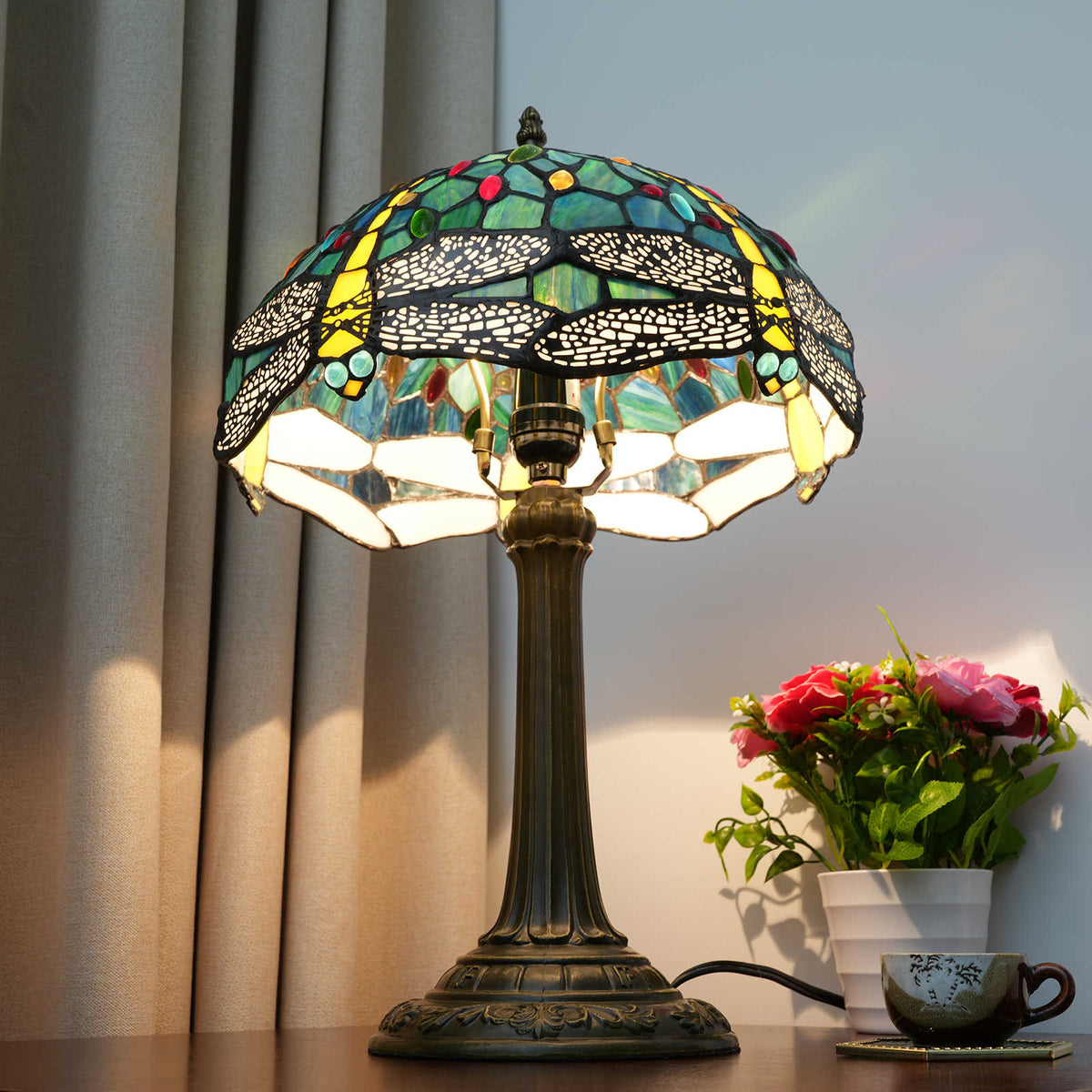 Lampe de Table Tiffany Libellule Bleue en Verre Teinté