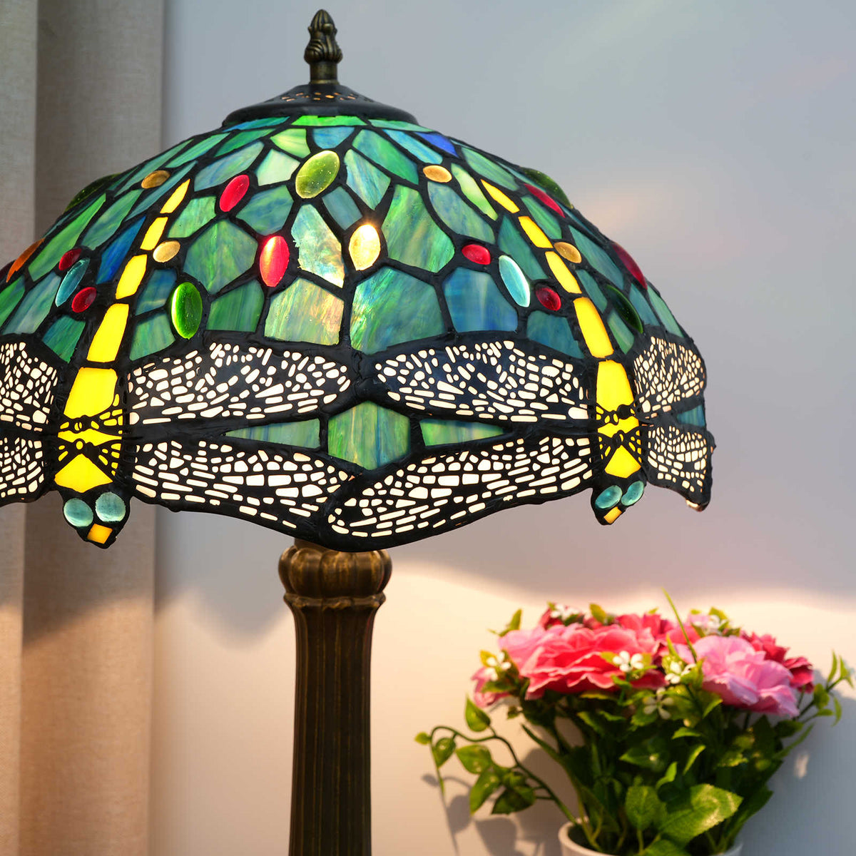 Lampe de Table Tiffany Libellule Bleue en Verre Teinté