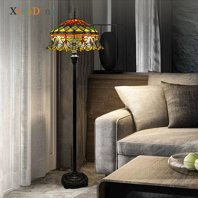 Lampadaire en Vitrail Tiffany Floral Coloré