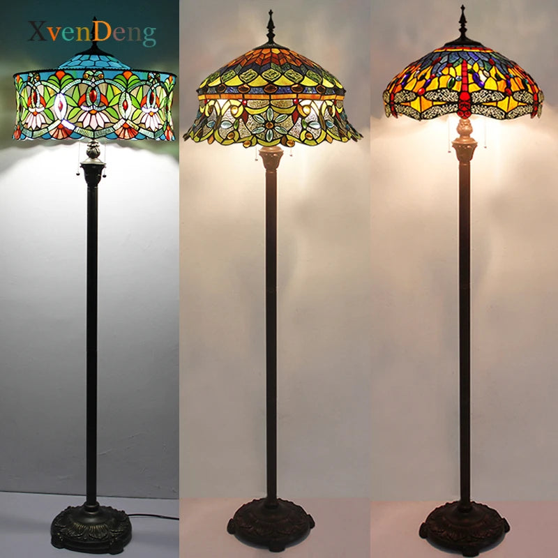 Lampadaire en Vitrail Tiffany Floral Coloré