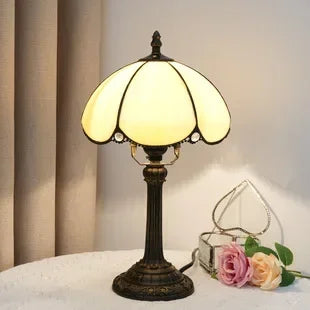 Lampe de Table Style Tiffany Dôme en Verre Crème