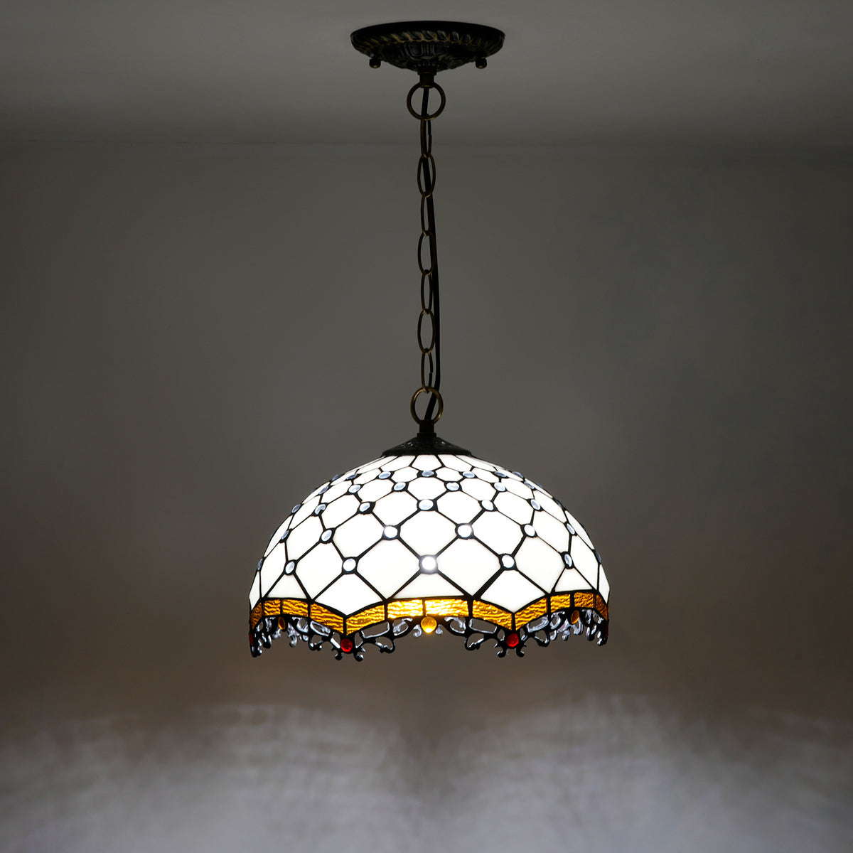 Suspension Style Tiffany en Vitrail Crème Ambre