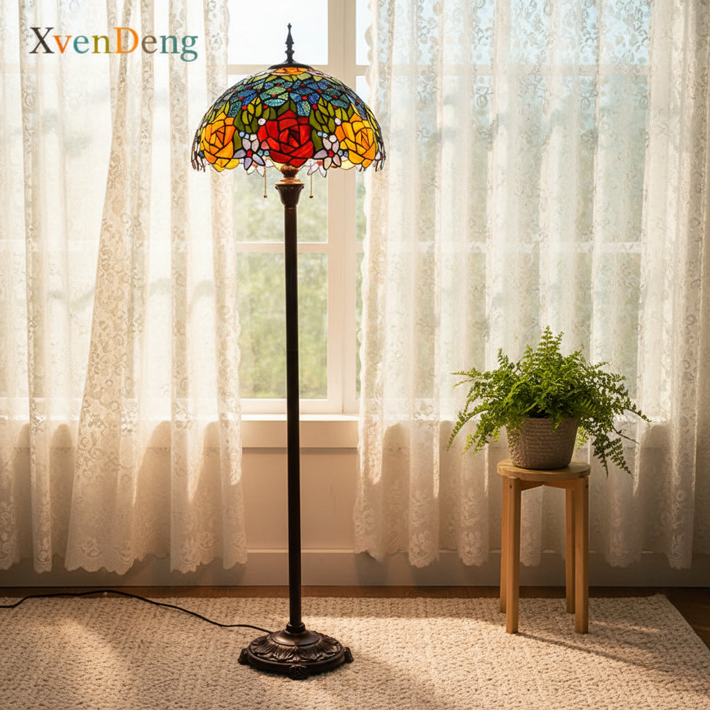 Lampadaire Style Tiffany en Vitrail Roses Rouges et Jaunes