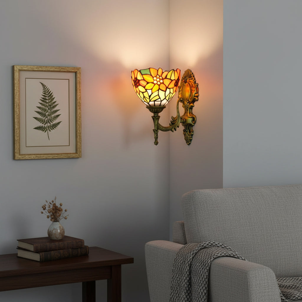 Applique Murale Tiffany Floral en Vitrail et Laiton Vieilli