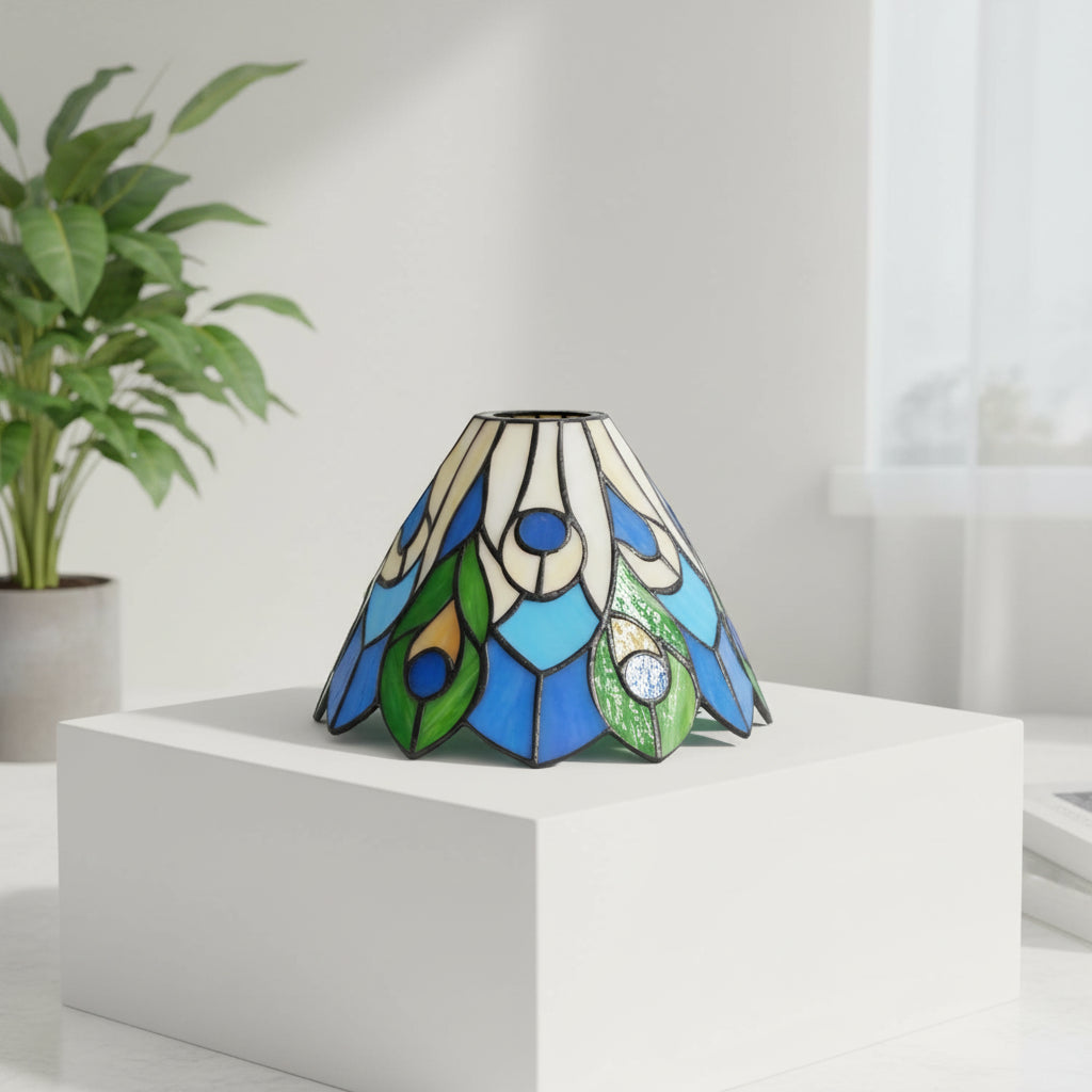 Abat-jour en Vitrail Tiffany Motif Paon Bleu Vert