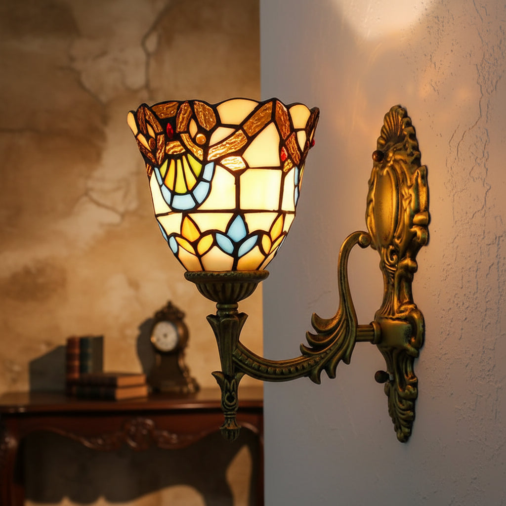 Applique Murale Style Tiffany en Verre Teinté Ornate