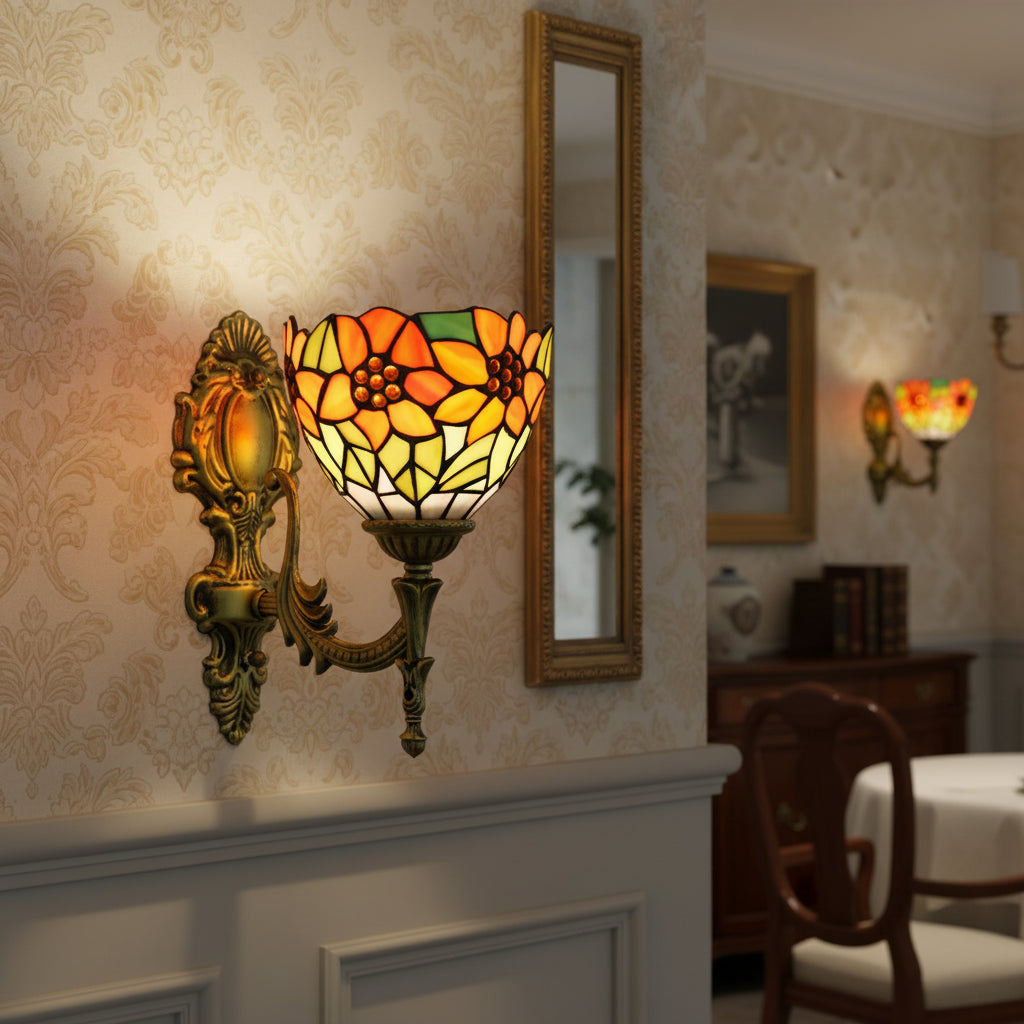 Applique Murale Tiffany Floral en Vitrail et Laiton Vieilli