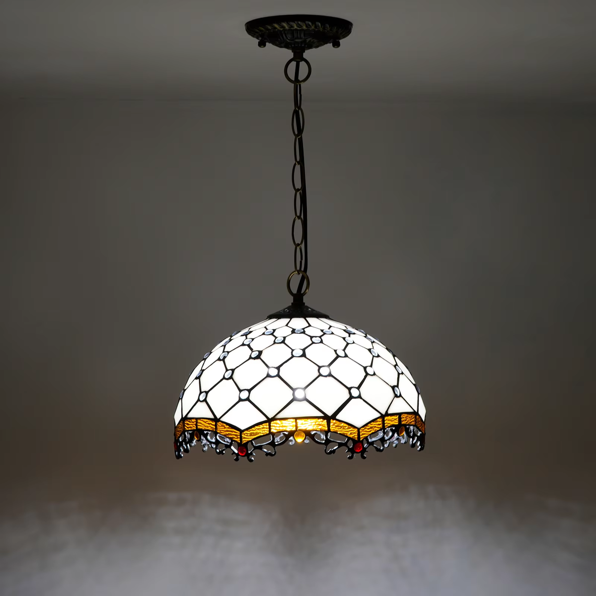 Suspension Style Tiffany en Vitrail Crème Ambre